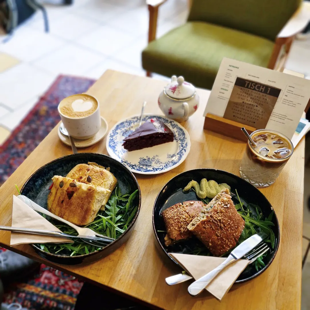 Bestes Café in Nürnberg – das @nextdoorcoffeeclub 🥰 Mit Kaffee aus der @roesttrommel, Rote Be